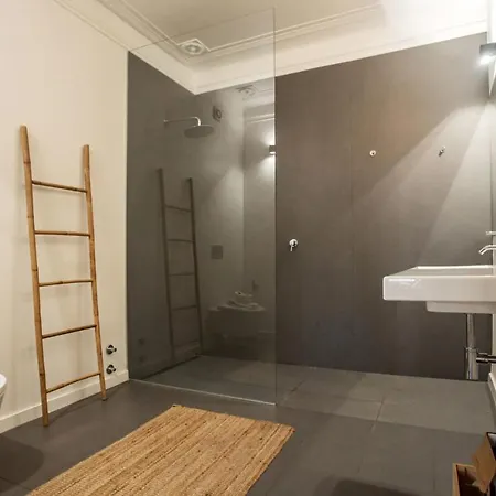 Сasa de vacaciones Peaceful 2 Bedrooms With Patio In Lisboa